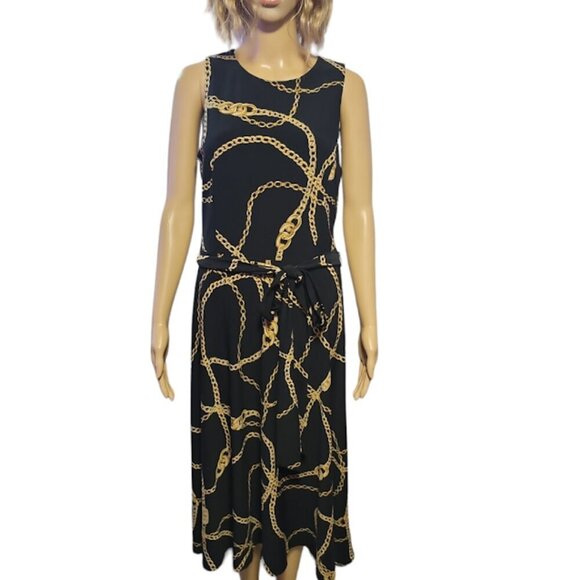 Chain  dress - Picture 1 of 6